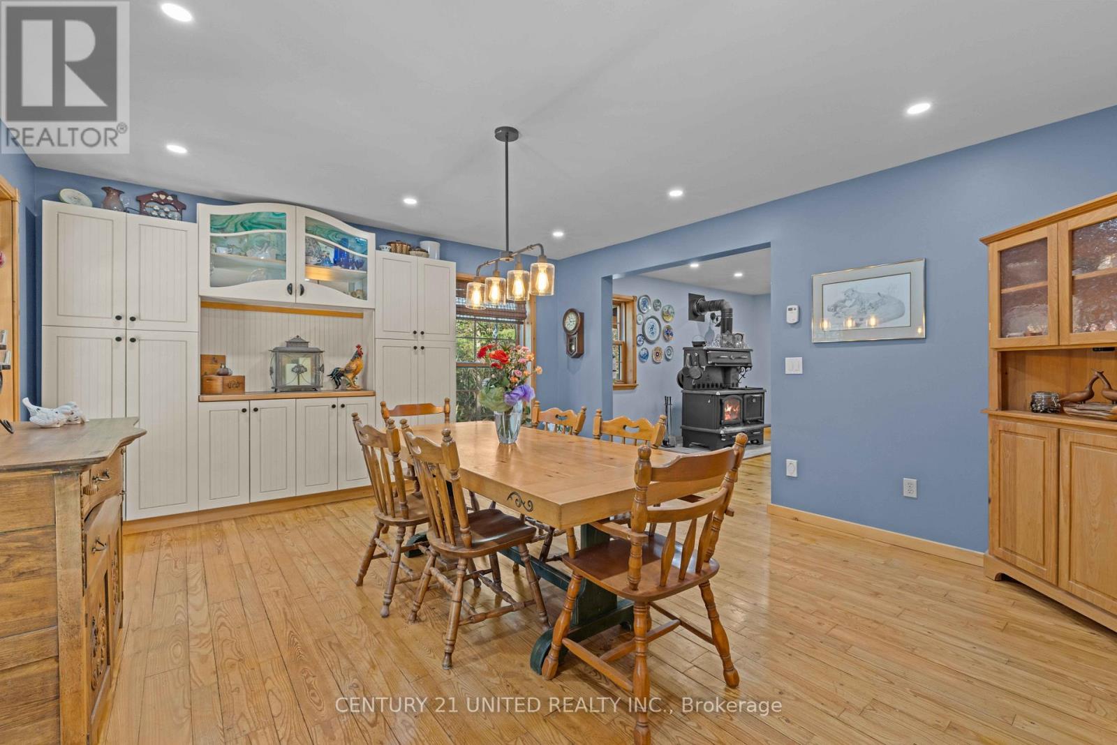 28 Van Luven Lane Property Photo 7