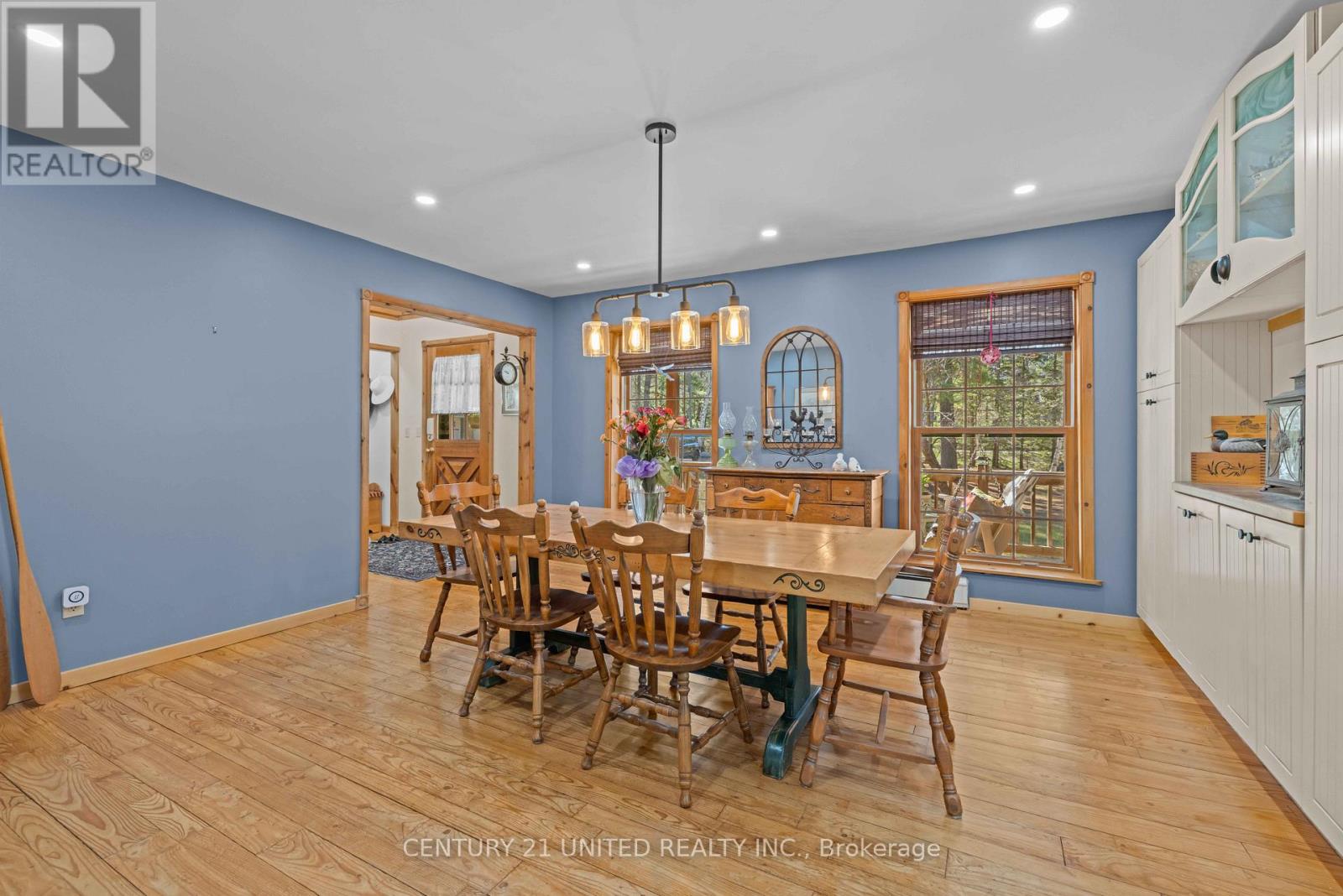 28 Van Luven Lane Property Photo 8
