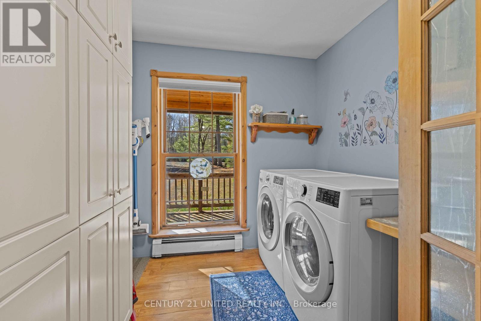 28 Van Luven Lane Property Photo 16