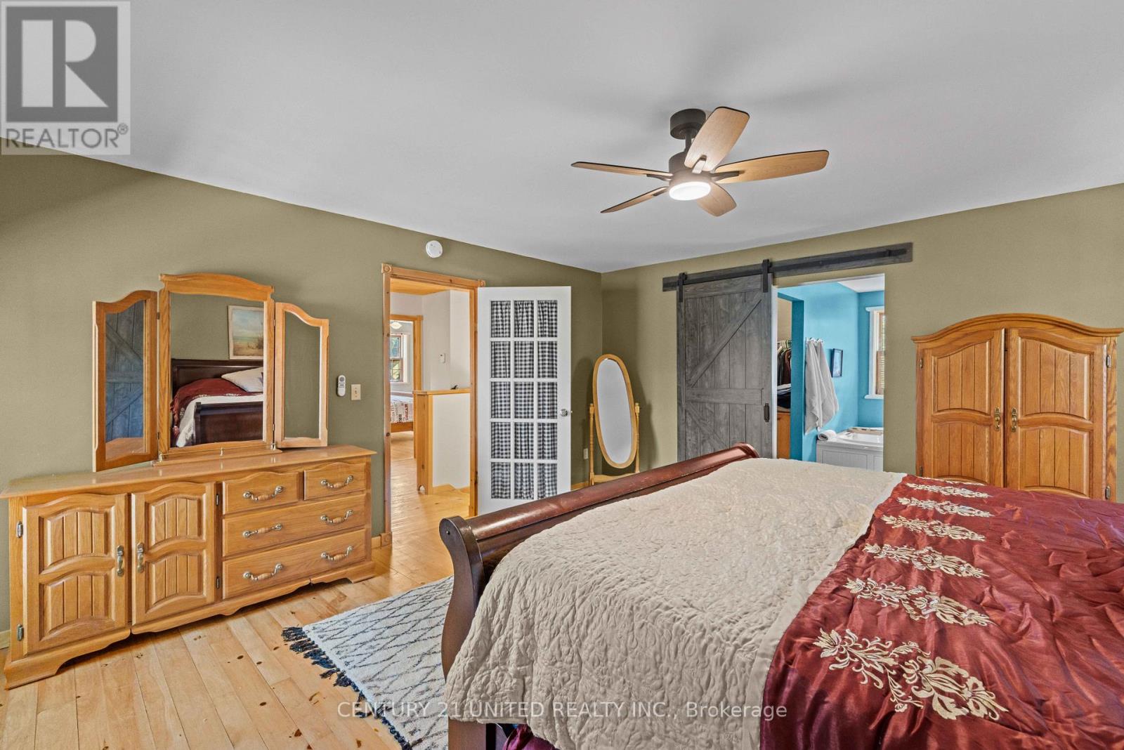 28 Van Luven Lane Property Photo 18