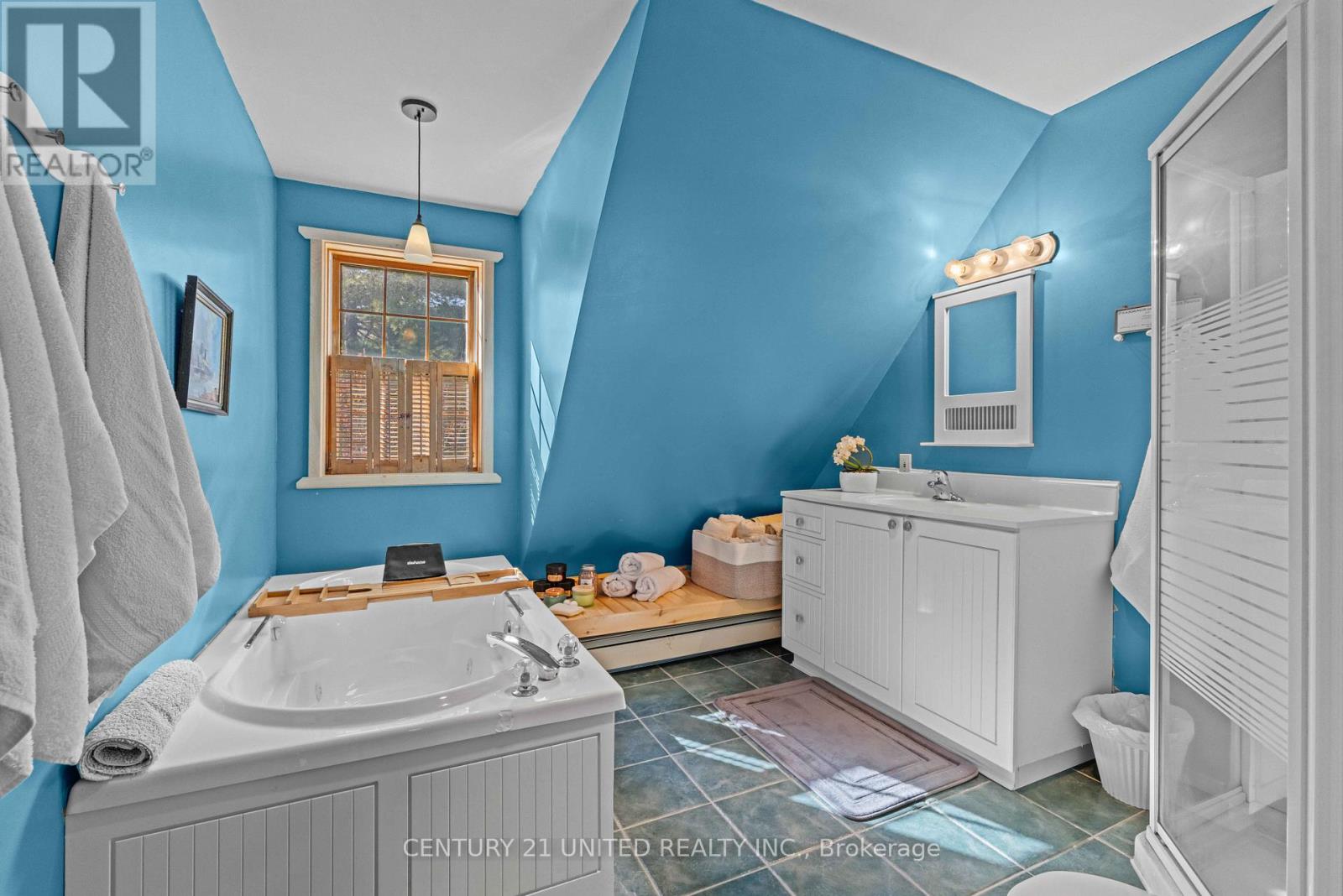 28 Van Luven Lane Property Photo 19