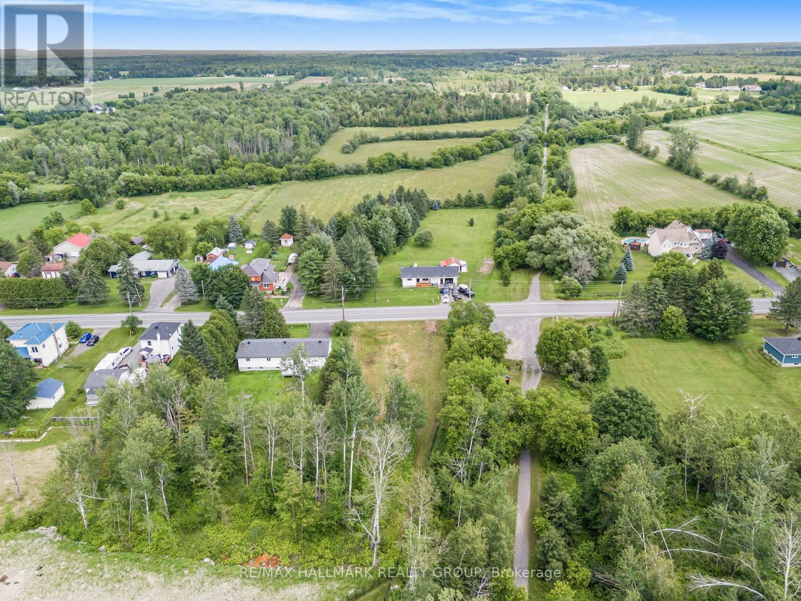 3258 Gendron Road Property Photo 12