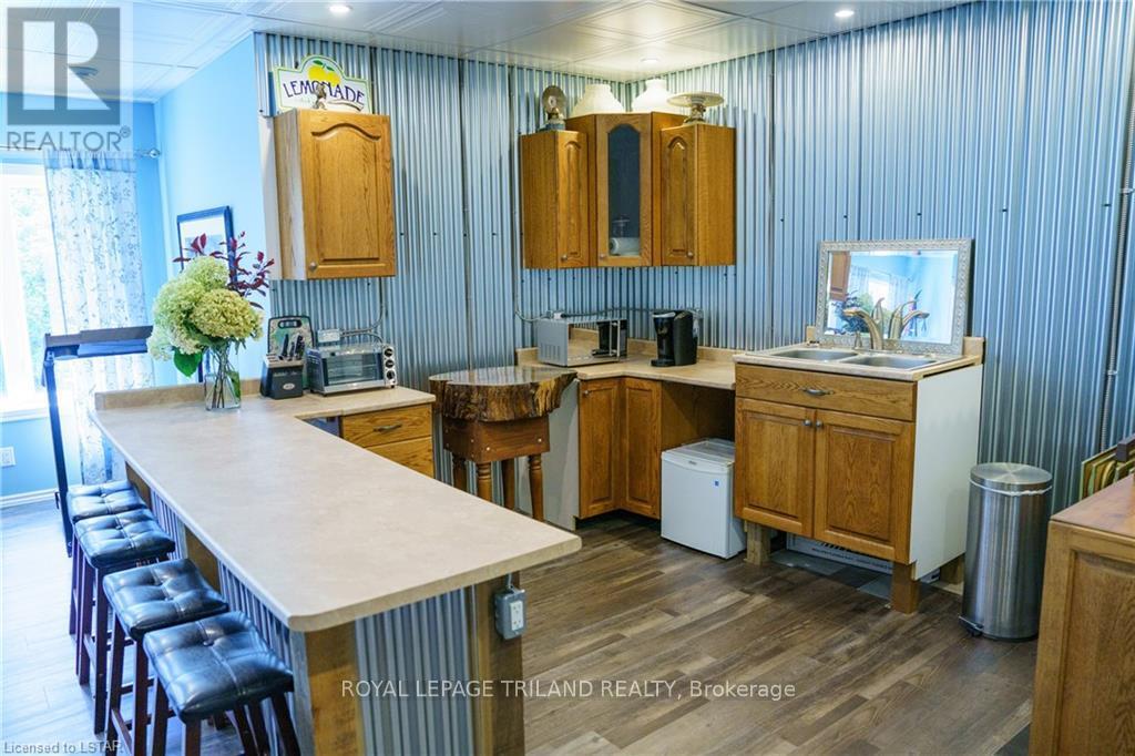 4118 Thomas Road Property Photo 35