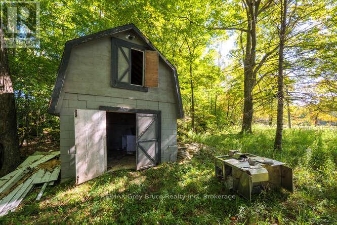 290 Clarke's Road Property Photo 12