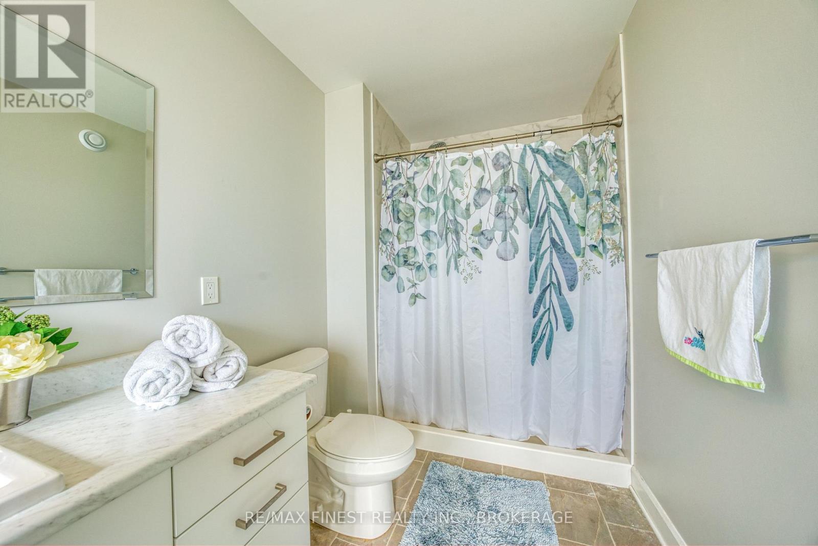 1372 Andersen Drive Property Photo 25