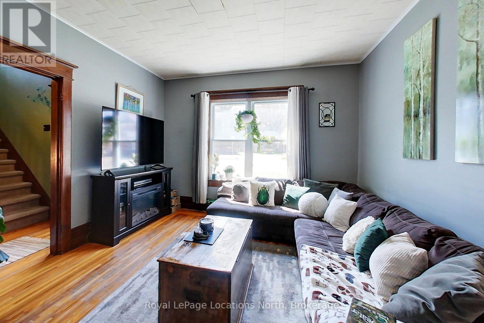 131 Sykes Street S Property Photo 15