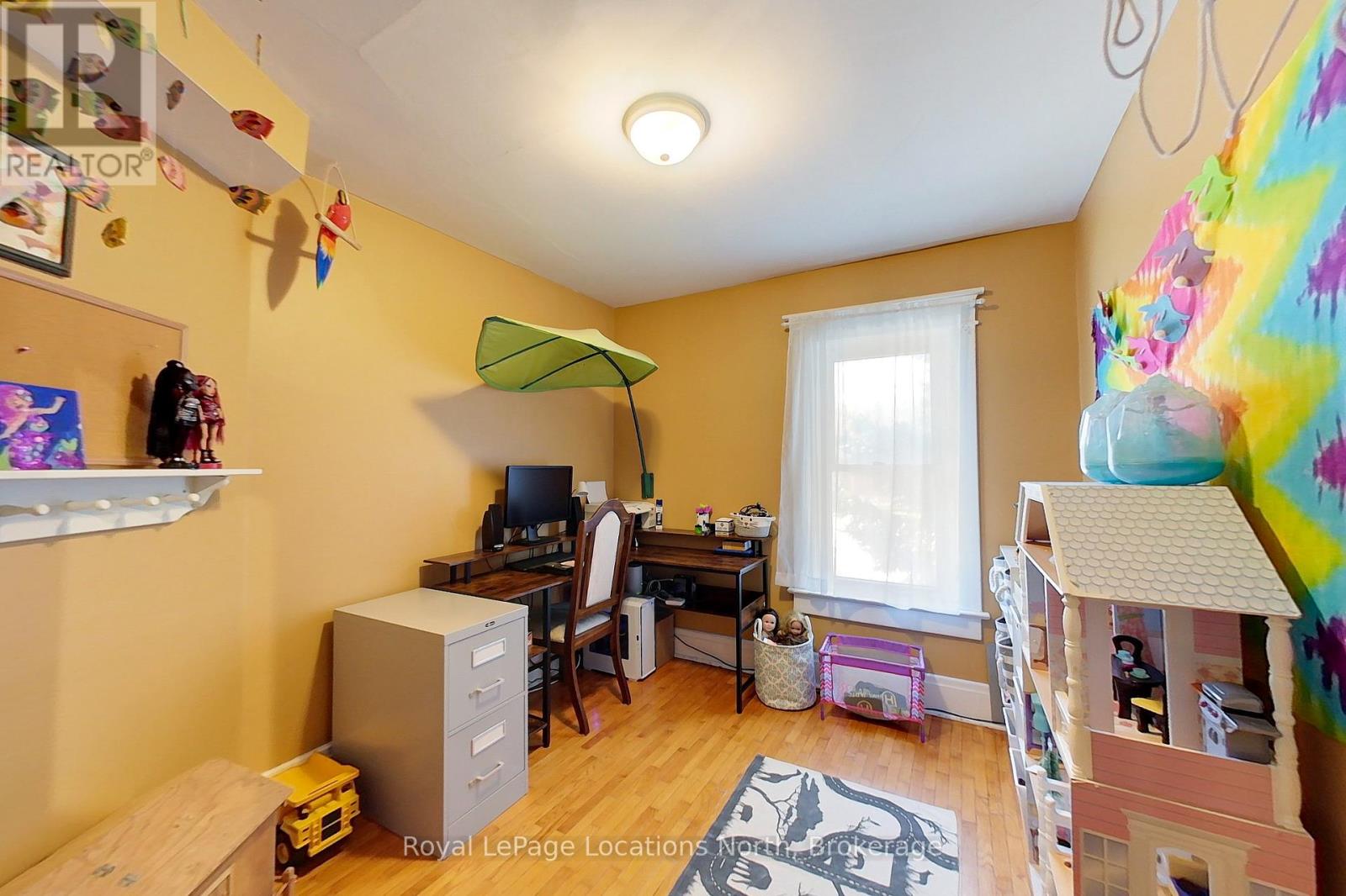 131 Sykes Street S Property Photo 27