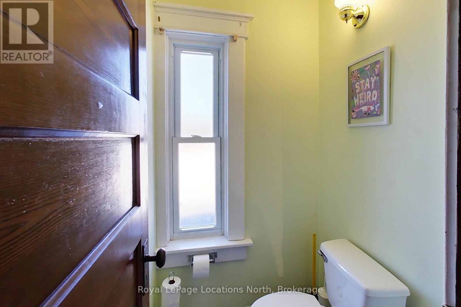 131 Sykes Street S Property Photo 30