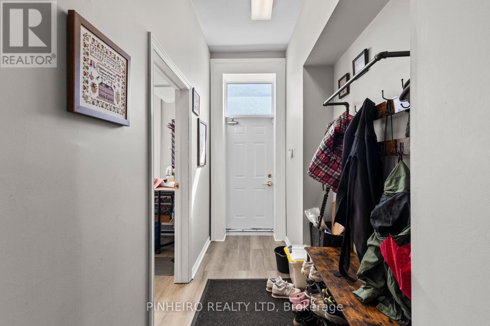 181 Wellington Street Property Photo 8