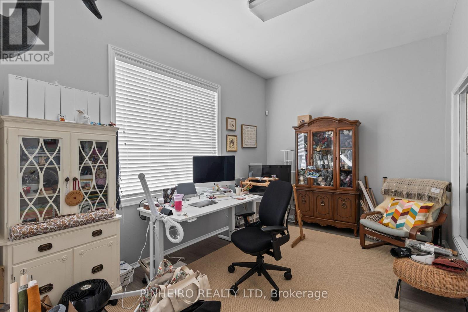 181 Wellington Street Property Photo 22