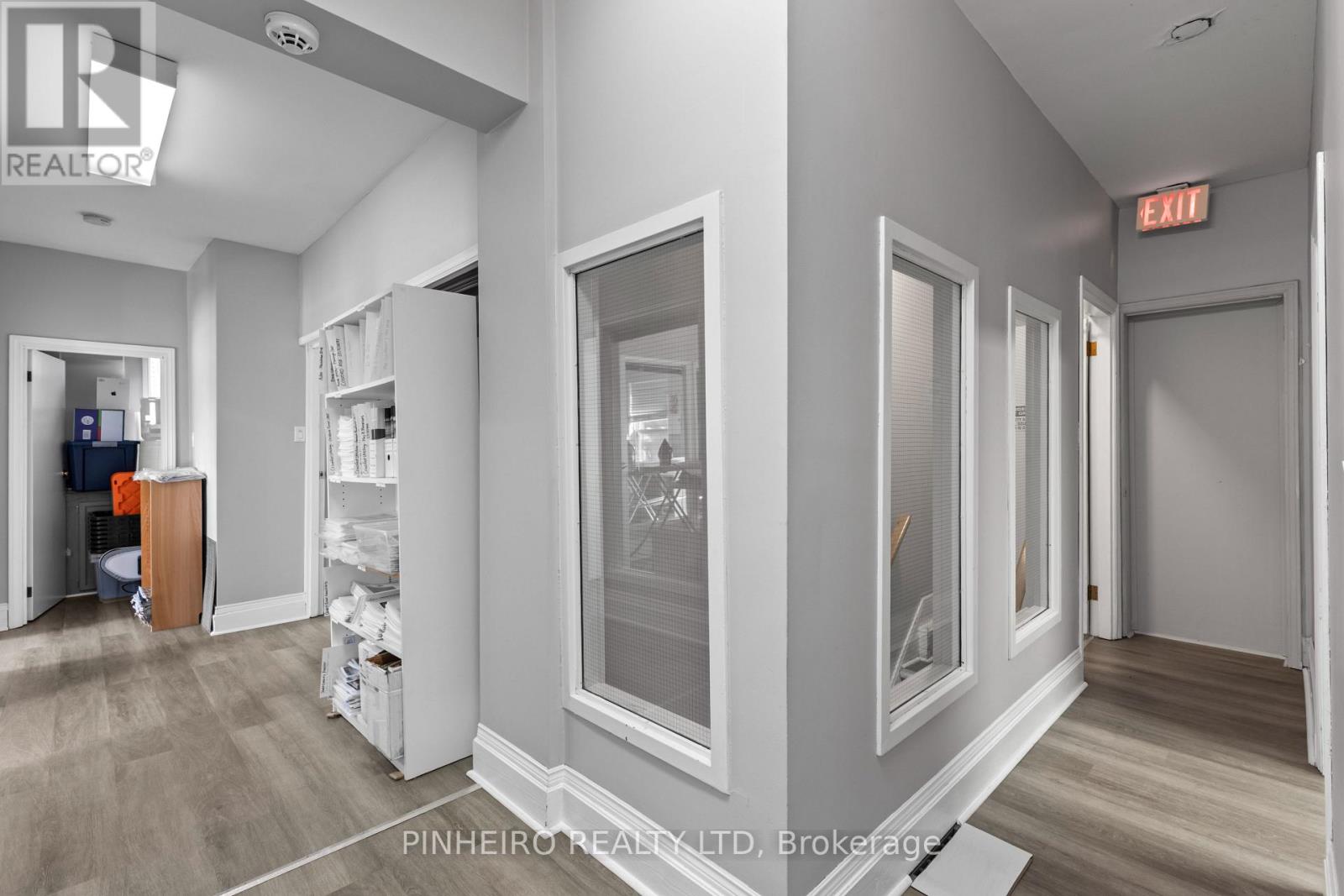 181 Wellington Street Property Photo 24