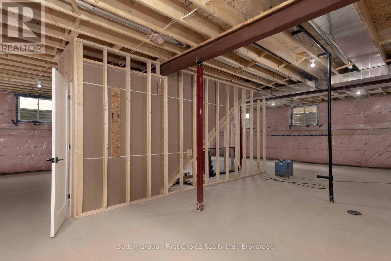 12 Nelson Street Property Photo 32