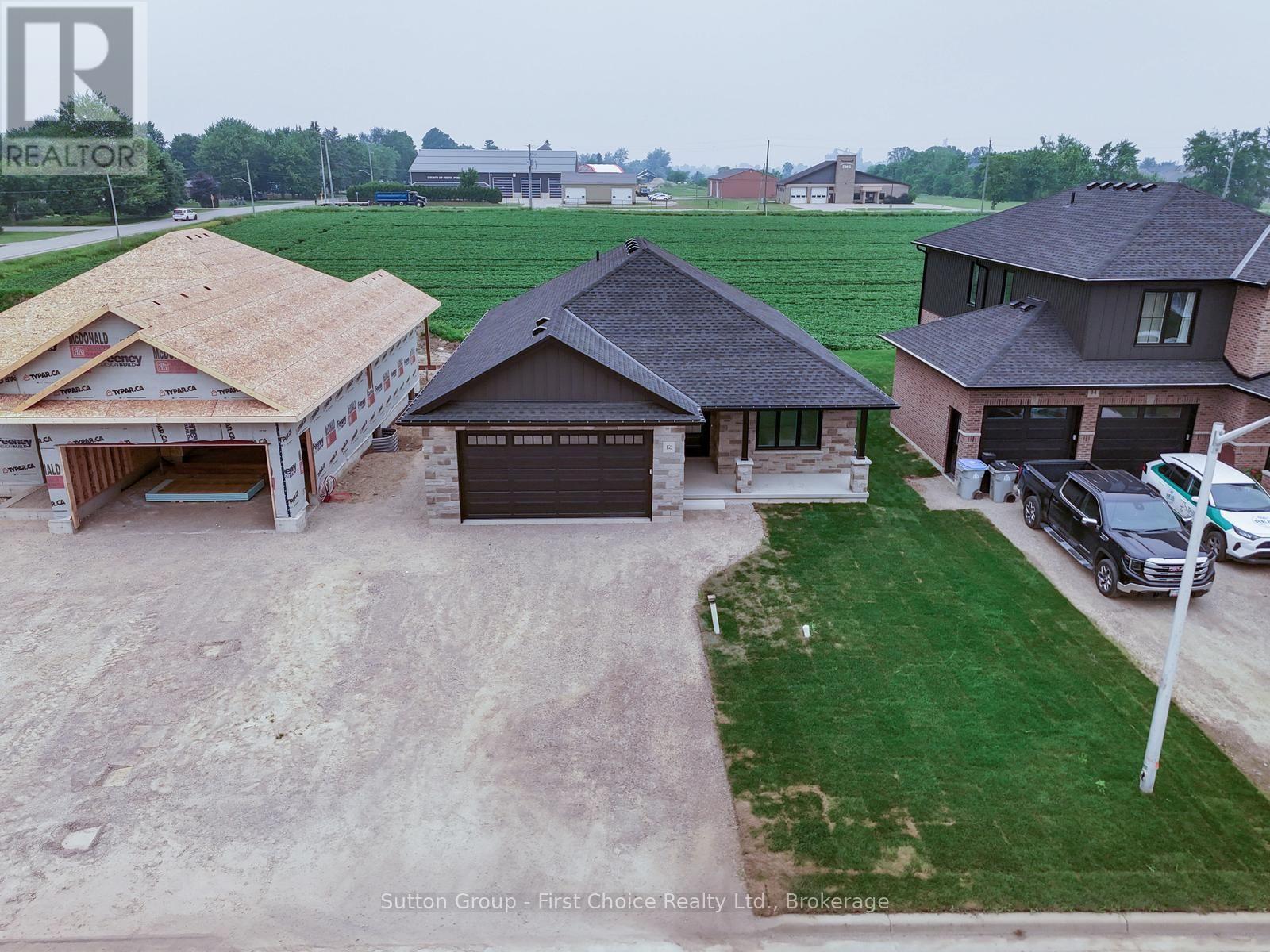12 Nelson Street Property Photo 41