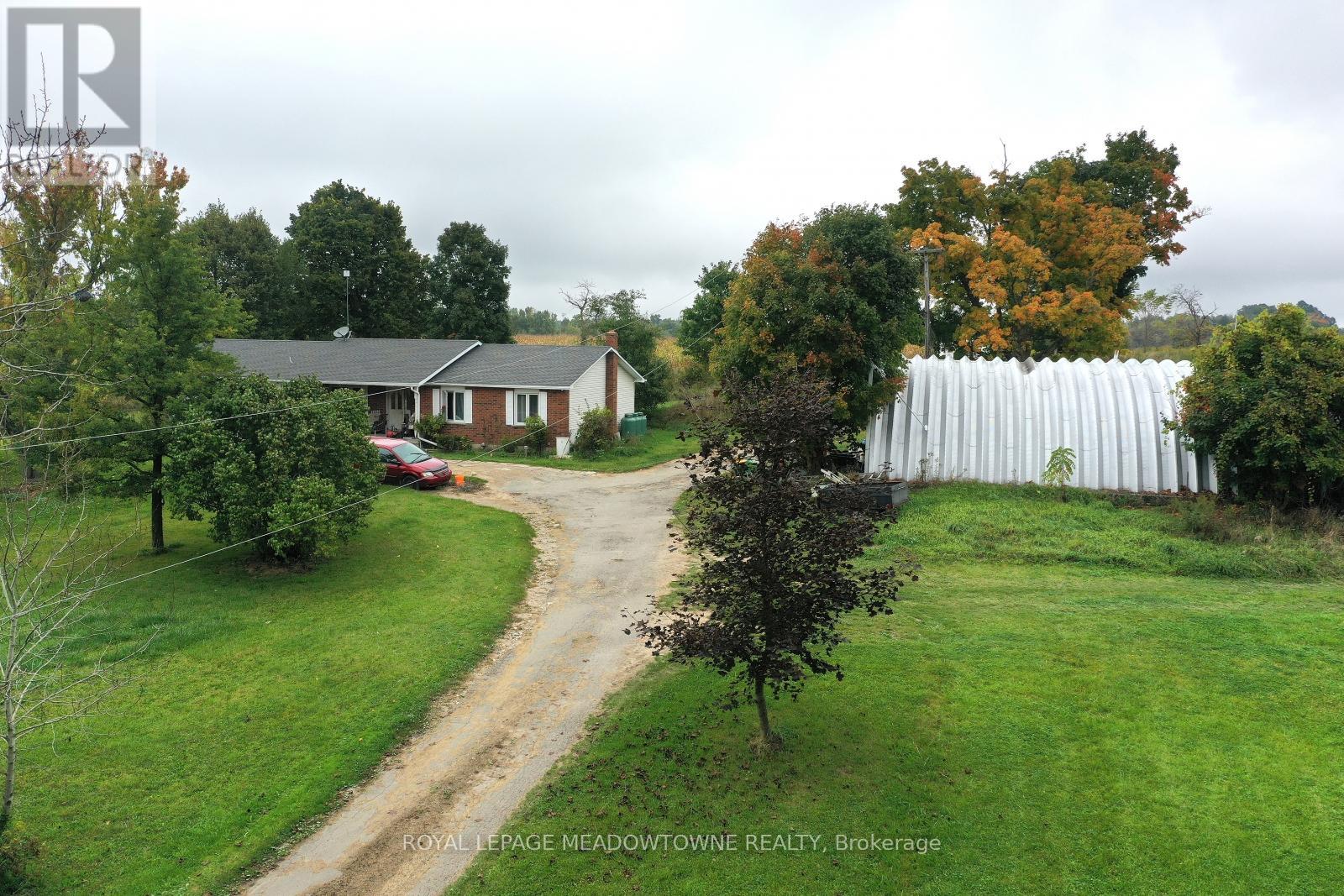 5167 Fifth Line Property Photo 3