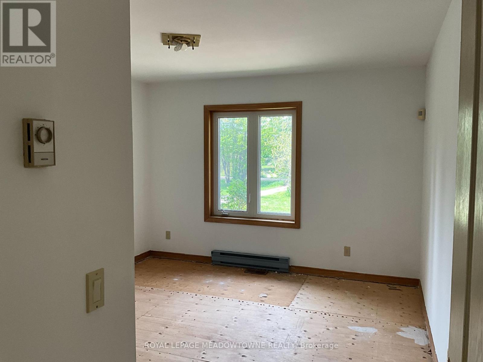 5167 Fifth Line Property Photo 4