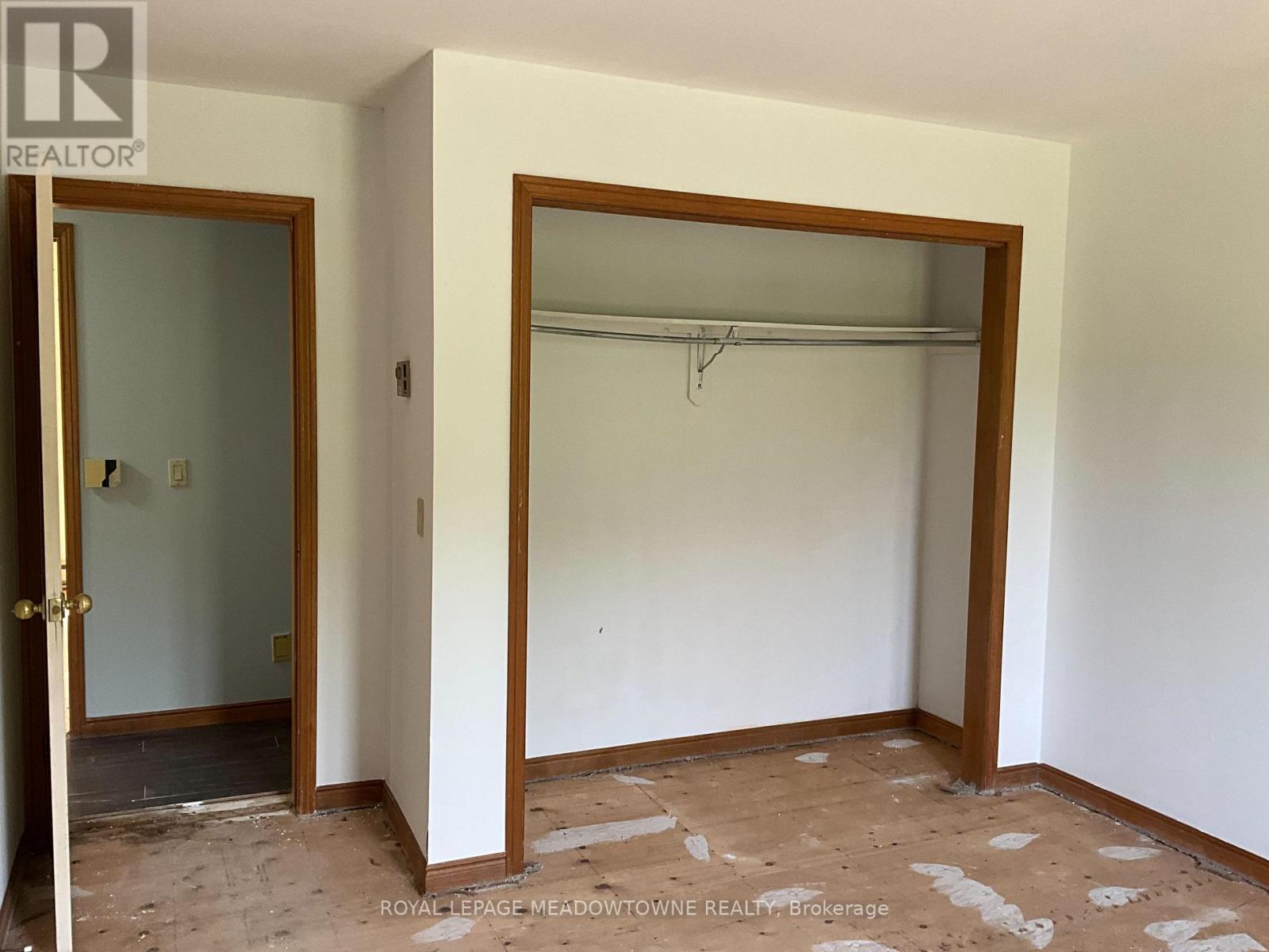 5167 Fifth Line Property Photo 6