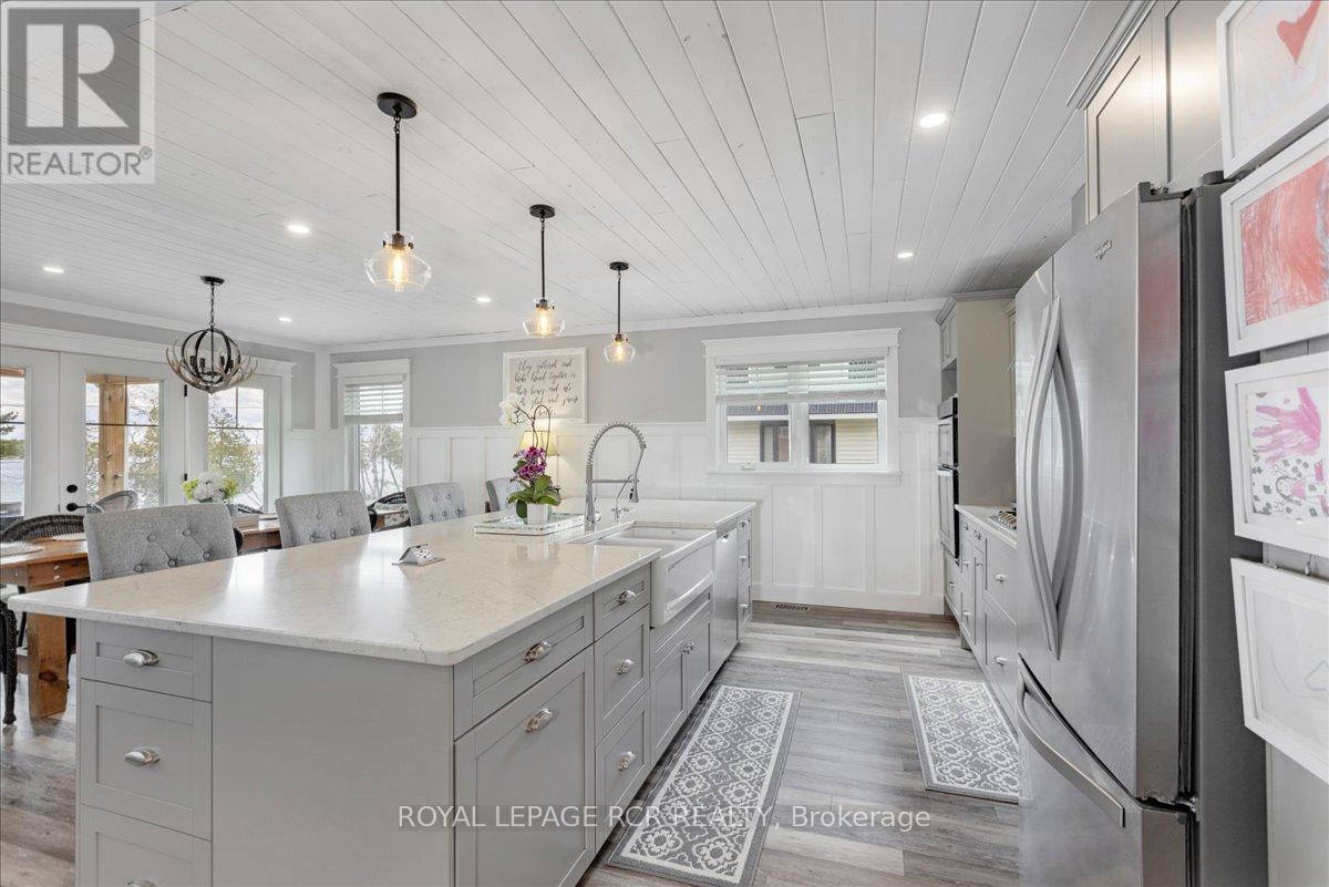 1093 North Bay Drive Property Photo 10