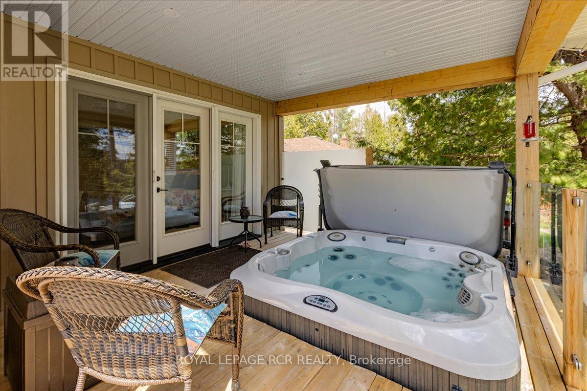1093 North Bay Drive Property Photo 22