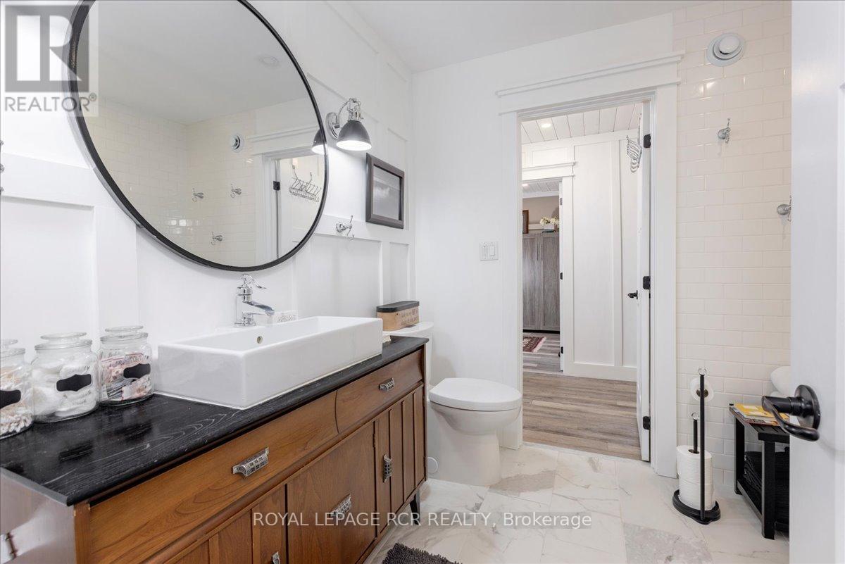 1093 North Bay Drive Property Photo 29