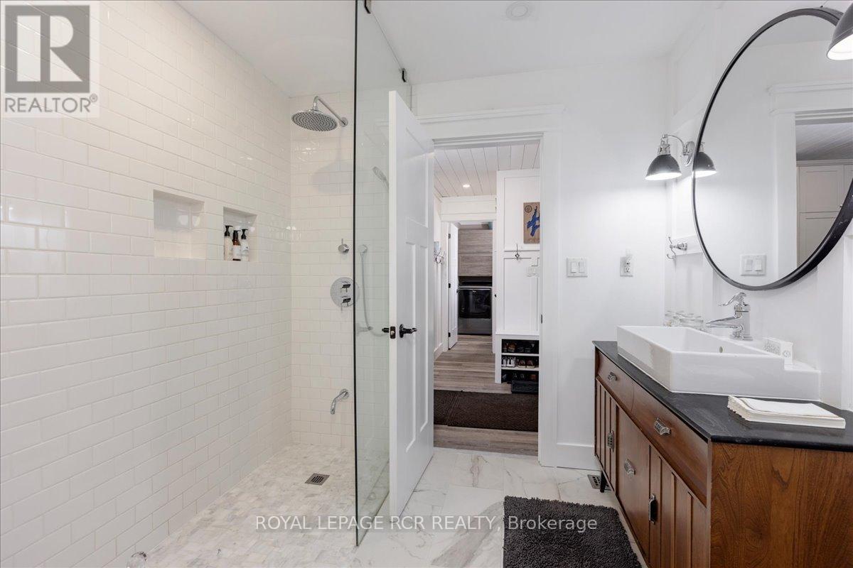 1093 North Bay Drive Property Photo 30
