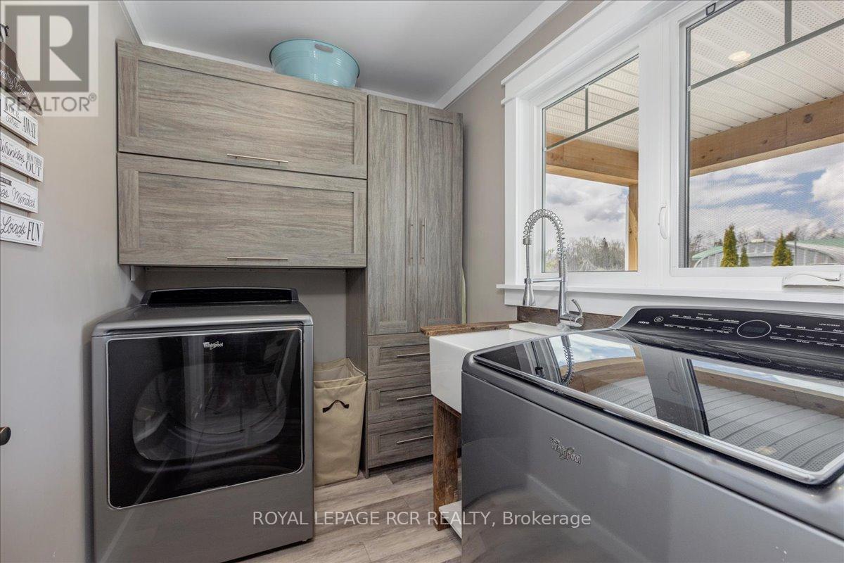 1093 North Bay Drive Property Photo 31