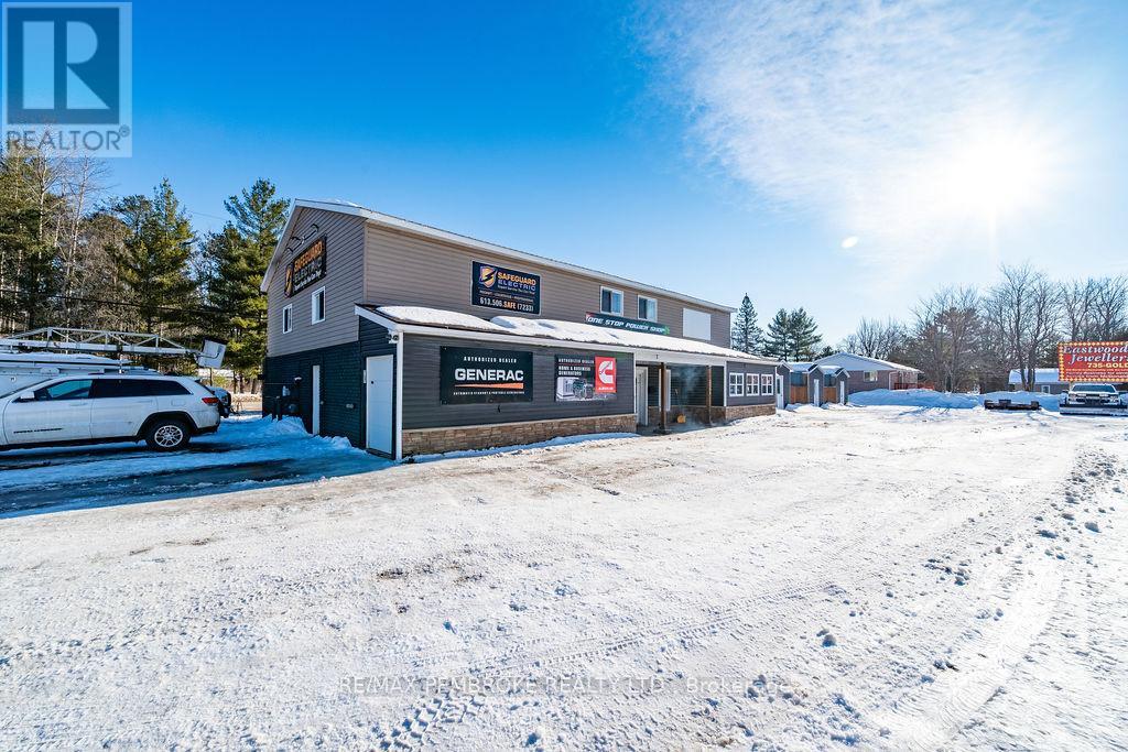 A - 2551 Petawawa Boulevard Property Photo 1