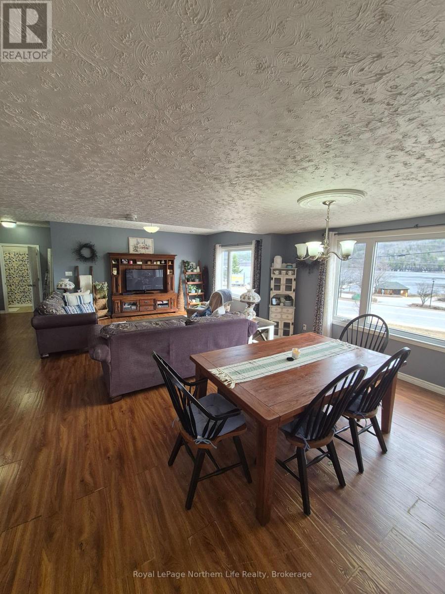310 First Street Property Photo 18