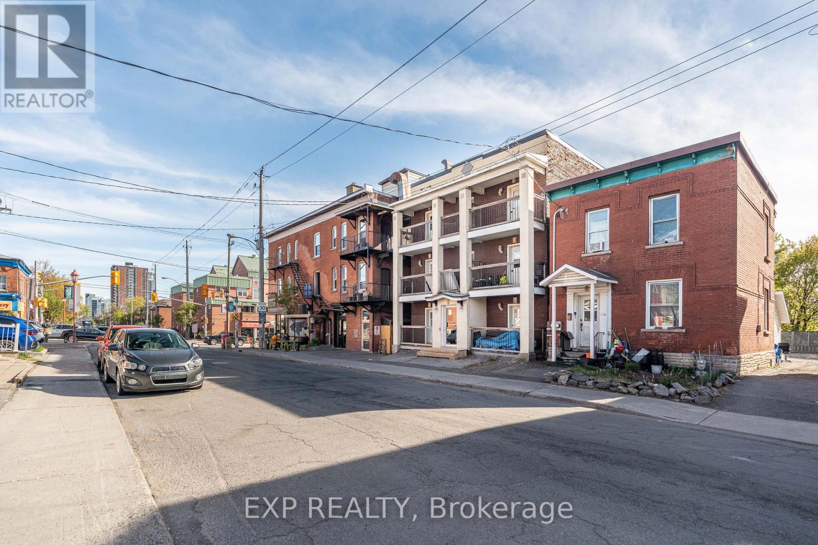 118 Rochester Street Property Photo 4