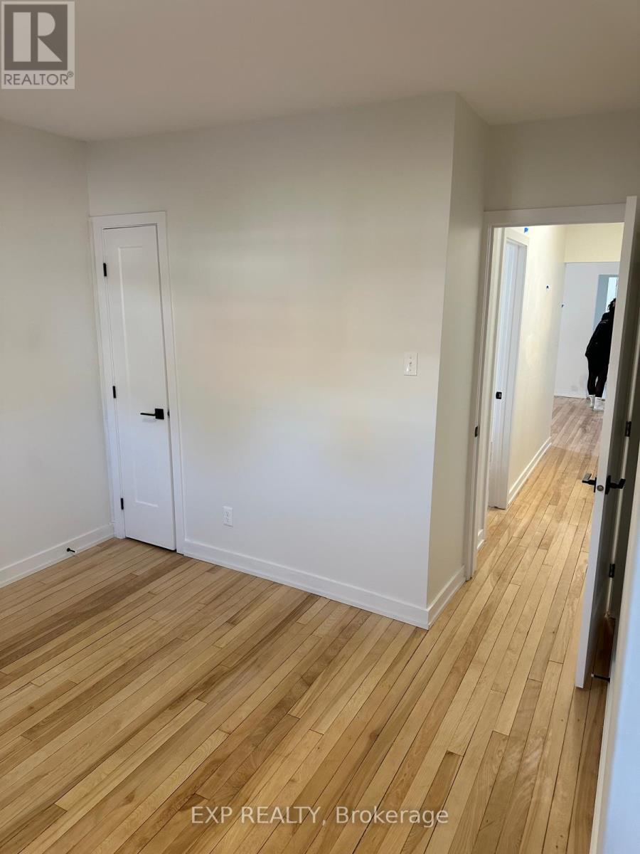 118 Rochester Street Property Photo 14