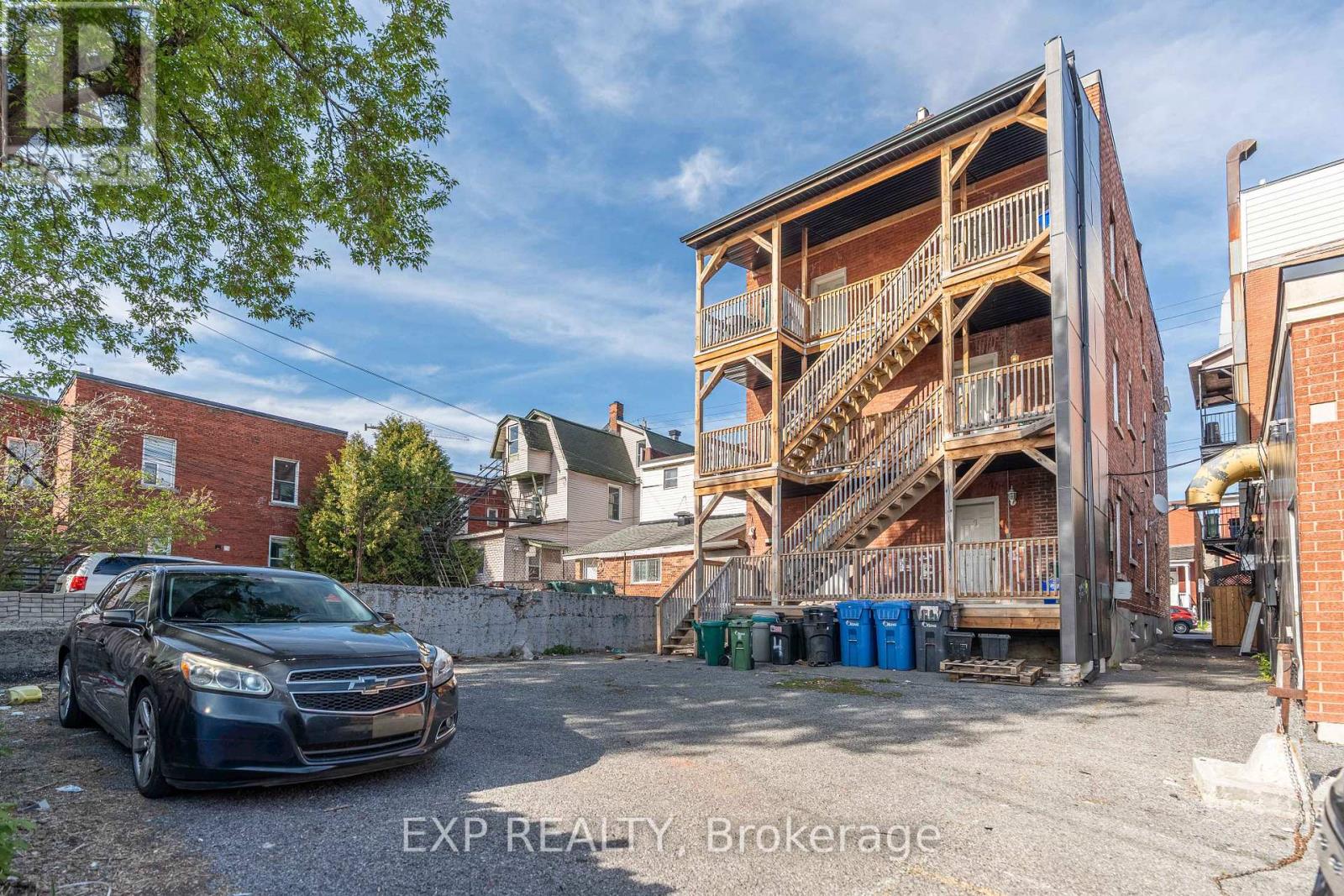 118 Rochester Street Property Photo 24