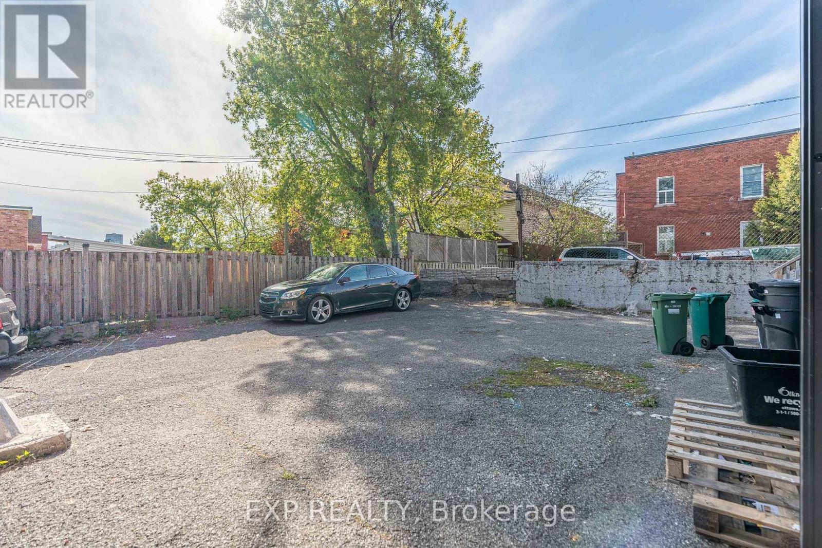 118 Rochester Street Property Photo 25