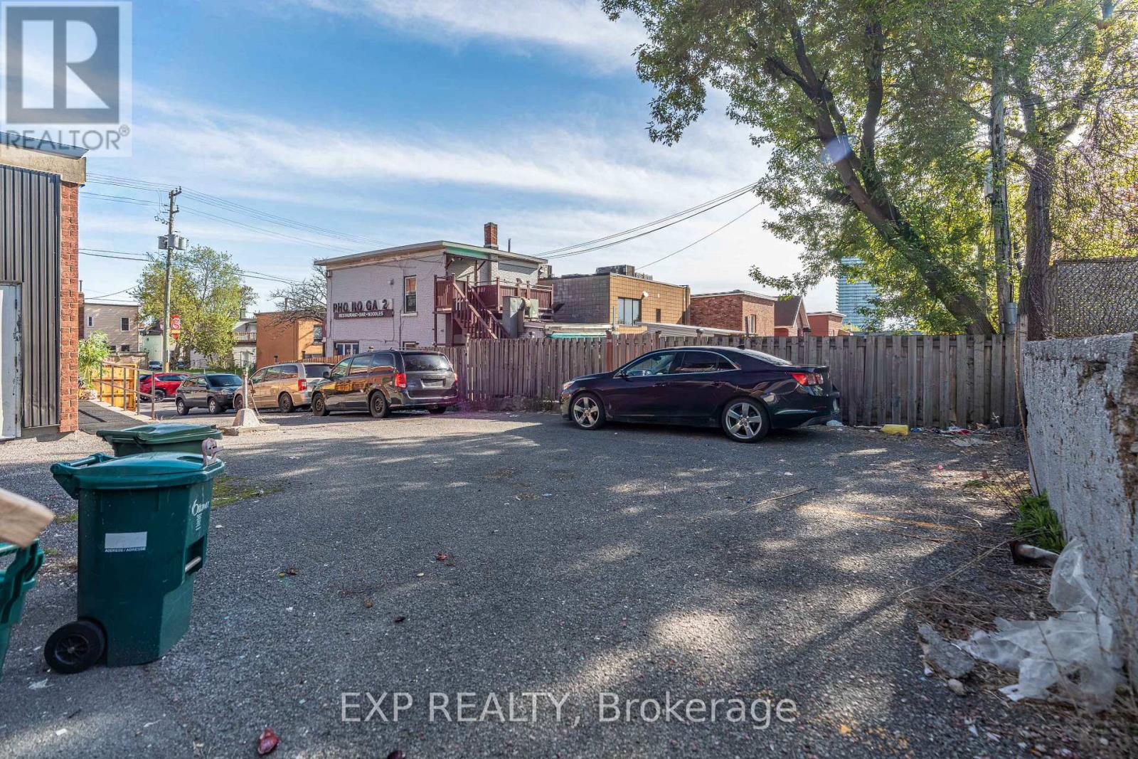 118 Rochester Street Property Photo 26