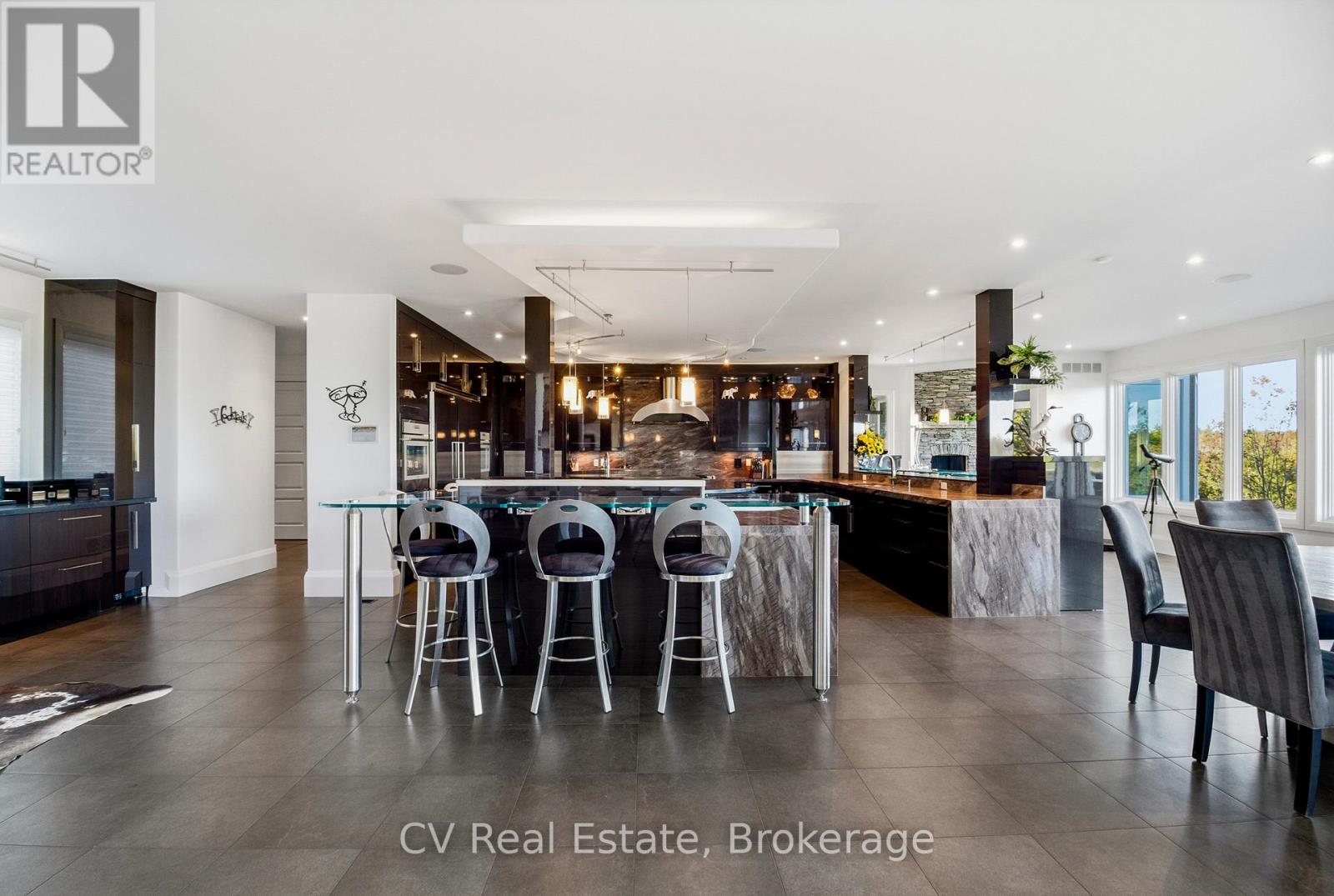 1056 S Sunset Bay Rd Property Photo 16