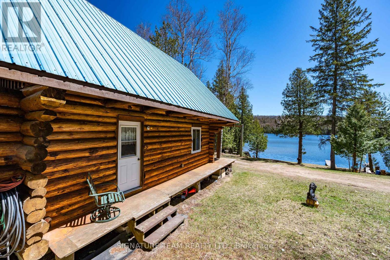 527 A Lorwell Lake Lane Property Photo 1