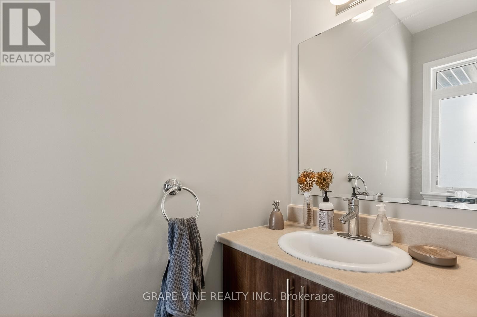 510 Grand Tully Way Property Photo 5