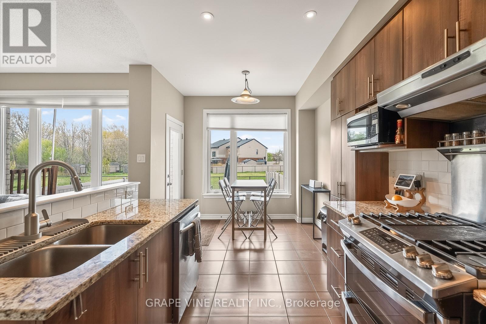510 Grand Tully Way Property Photo 13
