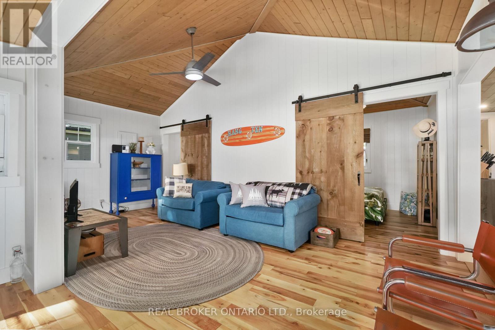 2021 Third Line Property Photo 27