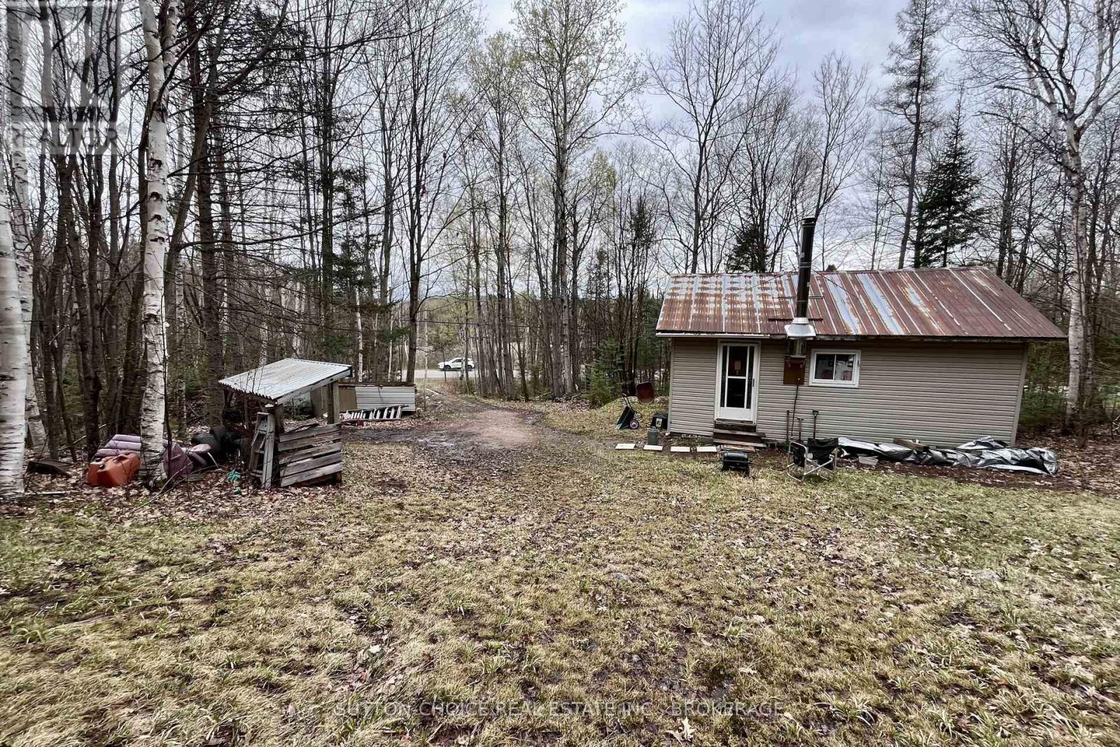 1876 Alsace Road Property Photo 16