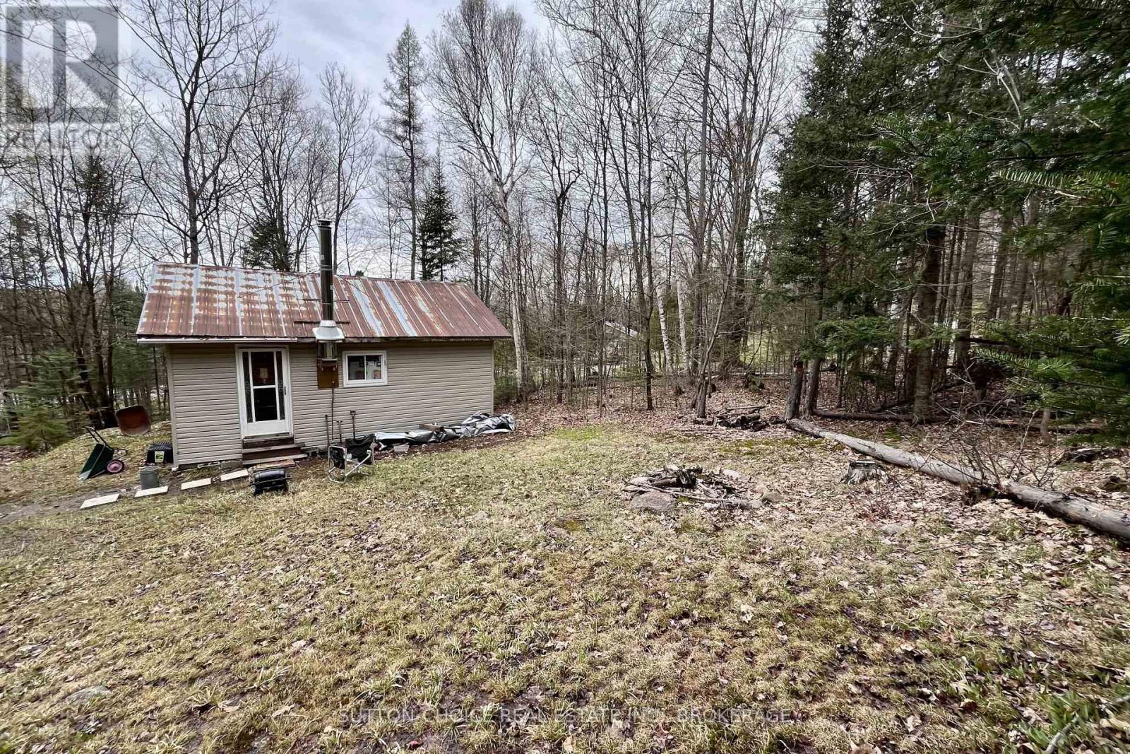 1876 Alsace Road Property Photo 17