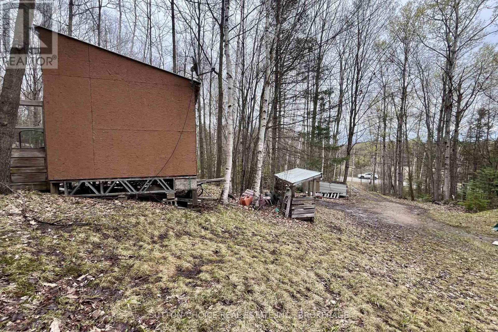 1876 Alsace Road Property Photo 18