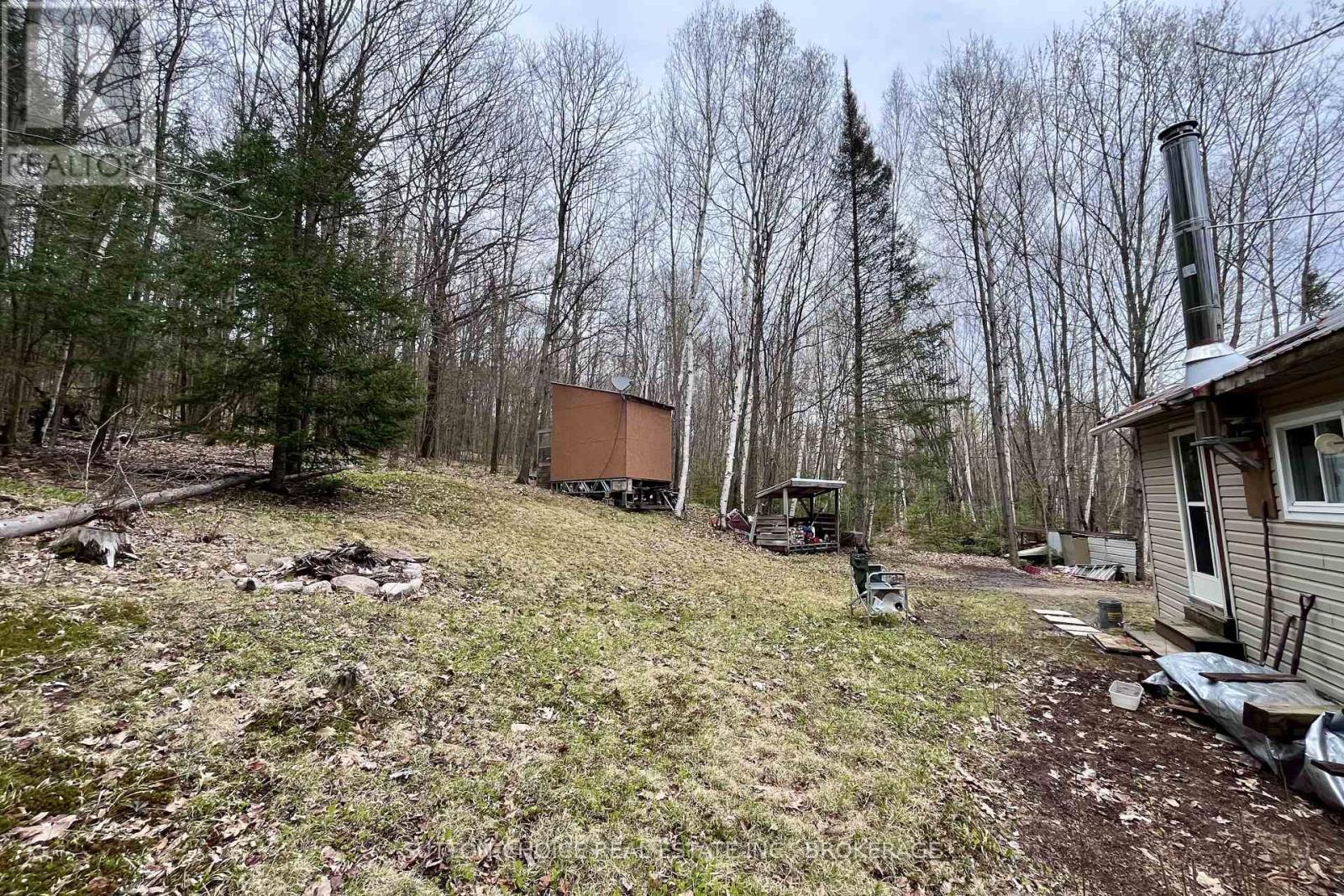 1876 Alsace Road Property Photo 20