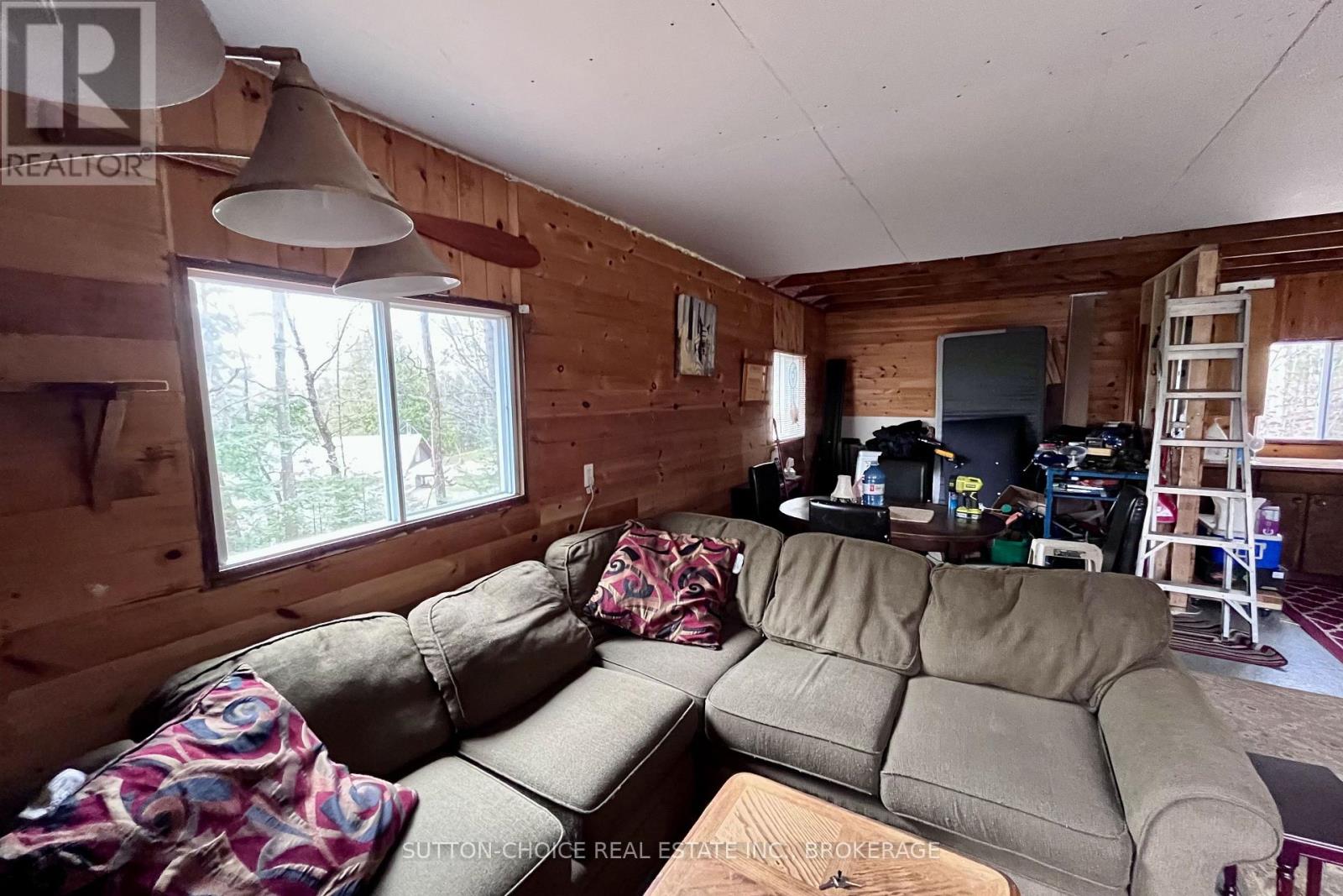 1876 Alsace Road Property Photo 25