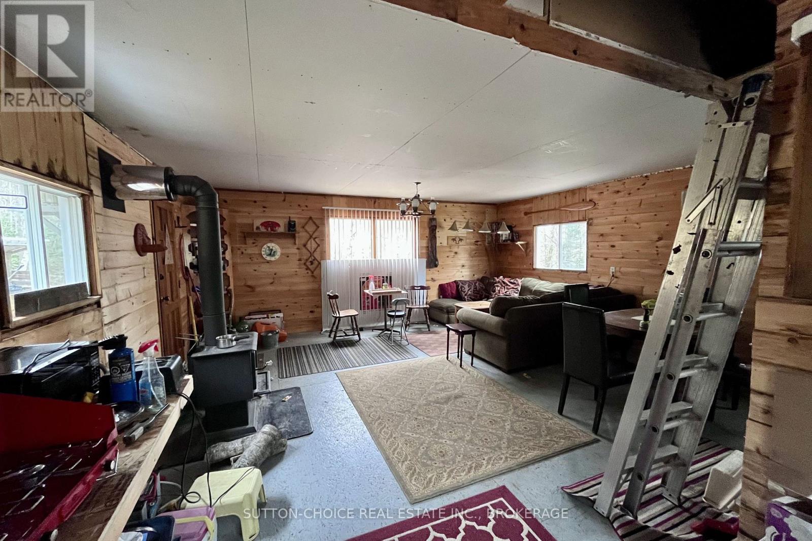 1876 Alsace Road Property Photo 29
