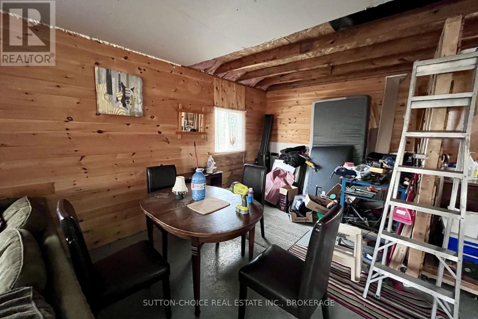 1876 Alsace Road Property Photo 30