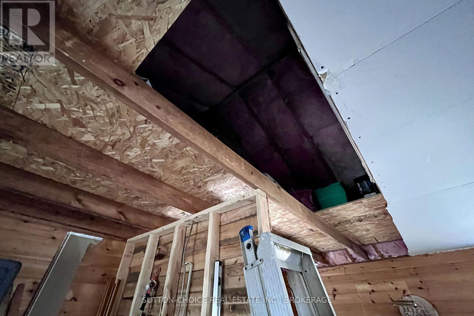 1876 Alsace Road Property Photo 33