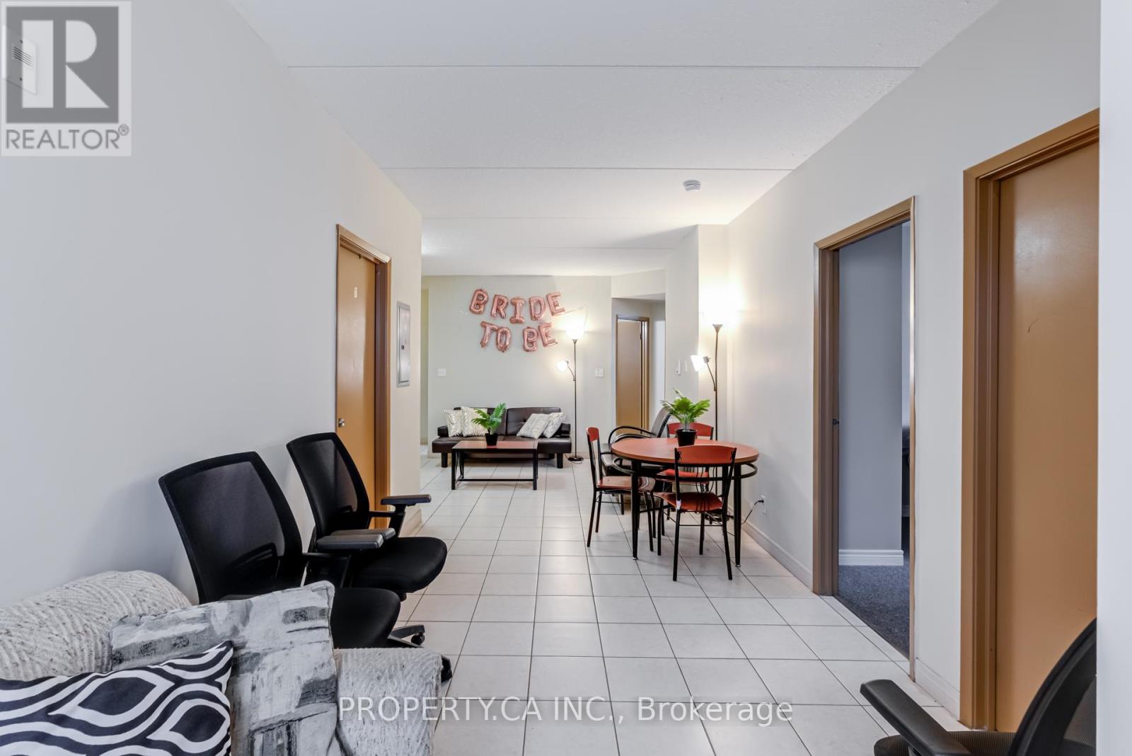 204 - 253 Lester Street Property Photo 8