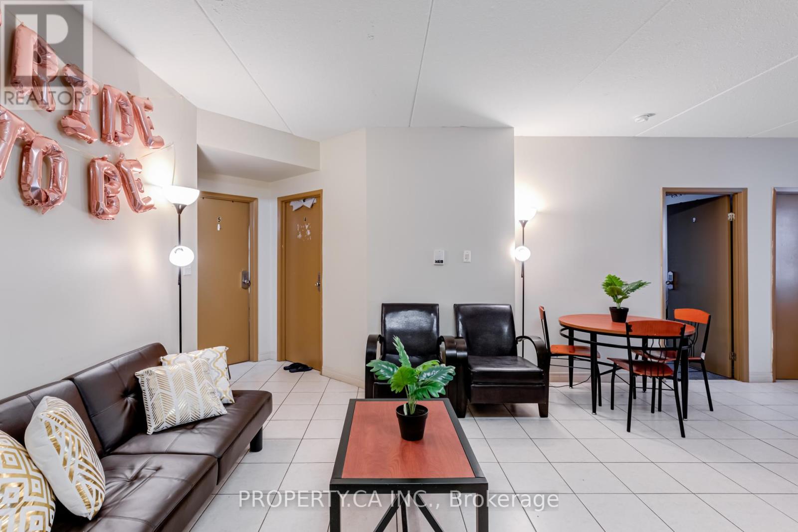204 - 253 Lester Street Property Photo 11