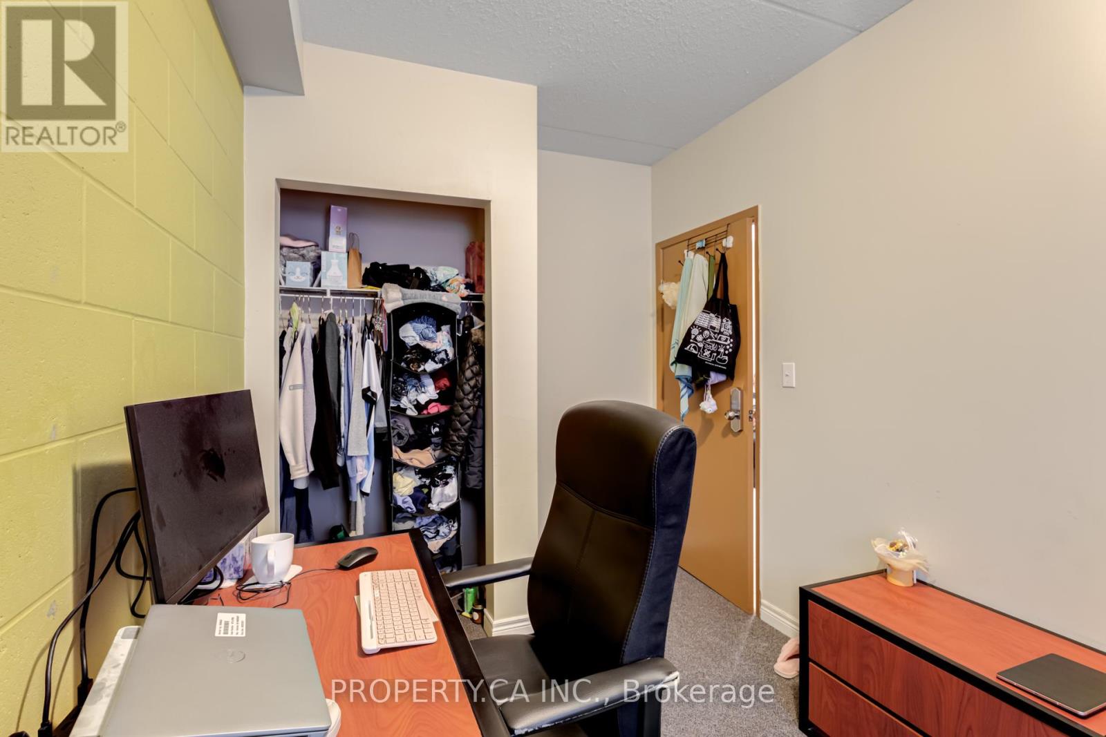 204 - 253 Lester Street Property Photo 32