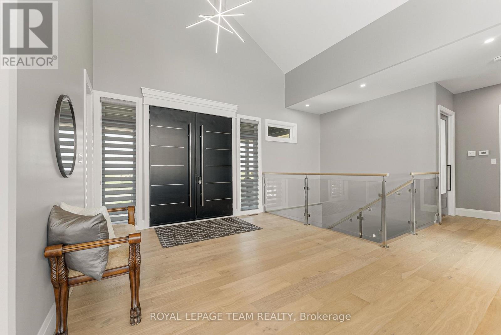 231 Finnerty Road Property Photo 12