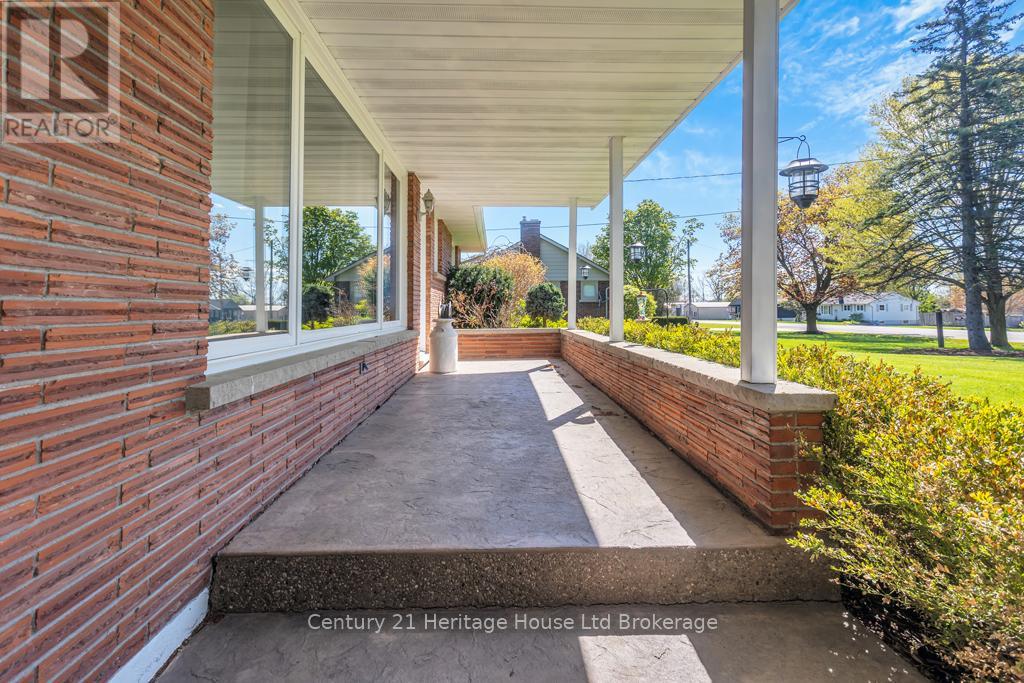 164575 Kellett Road Property Photo 2